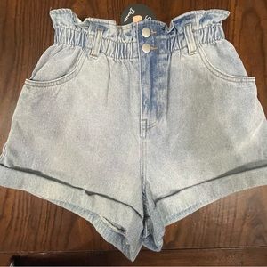 SASS Stone Wash Elastic Waist denim shorts, size 4